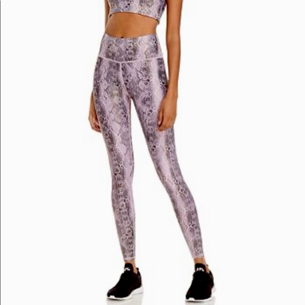 NWOT AQUA Leggings